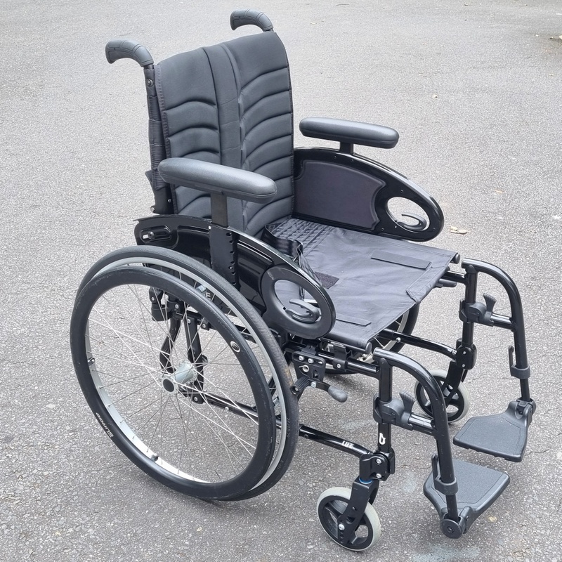 Quickie Easy Life folding wheelchair