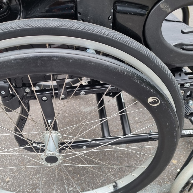 Quickie Easy Life folding wheelchair - Image 5