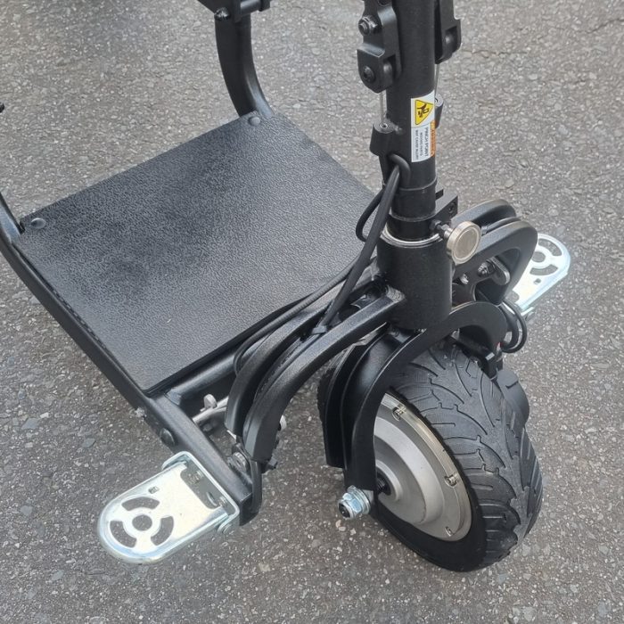 eFOLDi Lite Folding Lightweight Scooter - Image 5