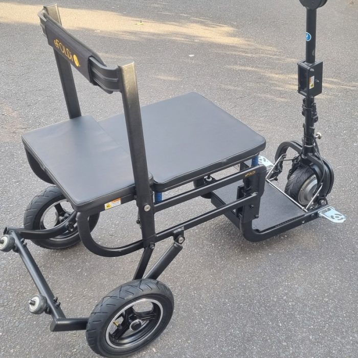 eFOLDi Lite Folding Lightweight Scooter - Image 2